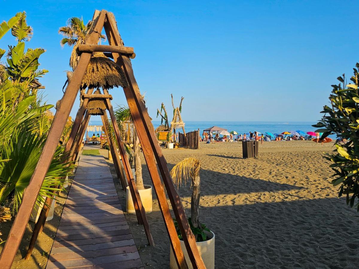 Luxury House Relax - Alojamientos La Torre Torre Del Mar Bagian luar foto