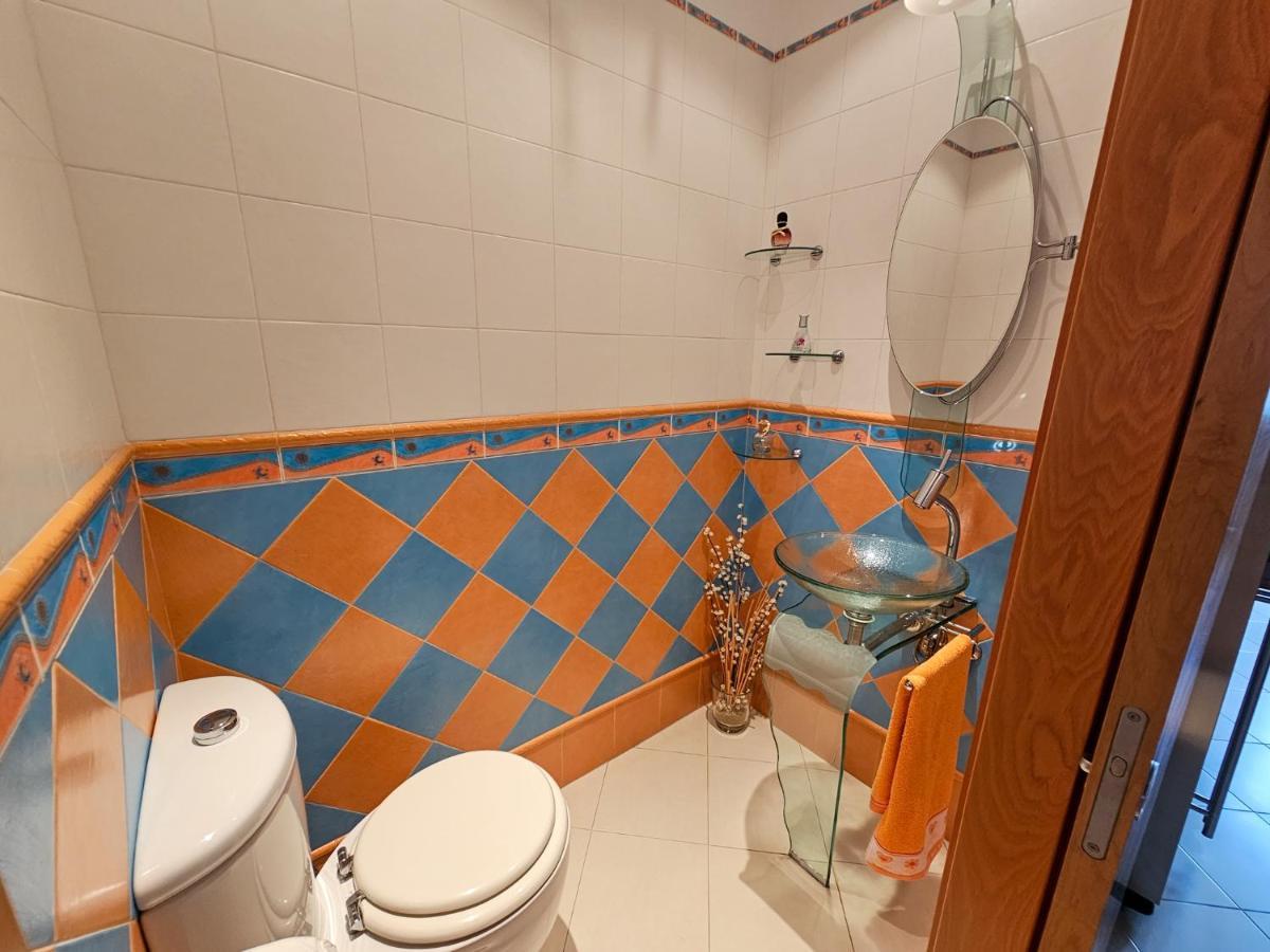 Luxury House Relax - Alojamientos La Torre Torre Del Mar Bagian luar foto