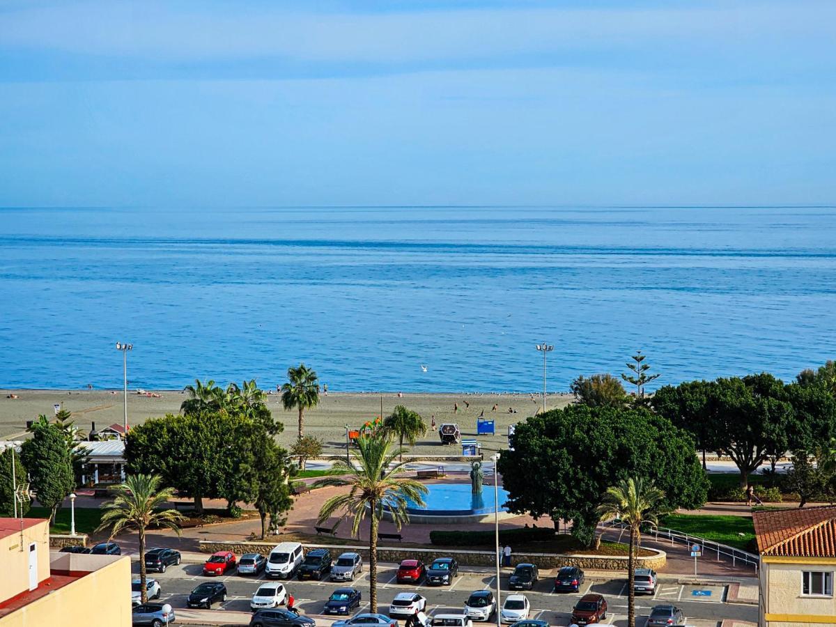 Luxury House Relax - Alojamientos La Torre Torre Del Mar Bagian luar foto