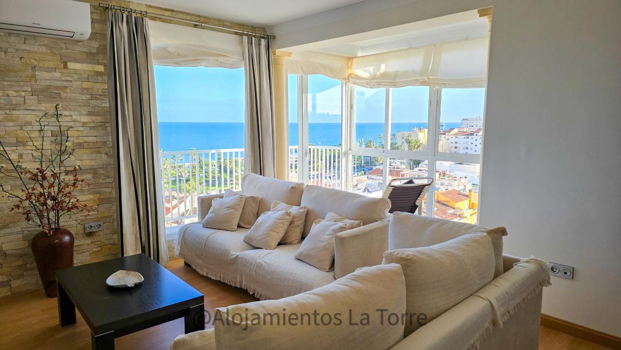 Luxury House Relax - Alojamientos La Torre Torre Del Mar Bagian luar foto